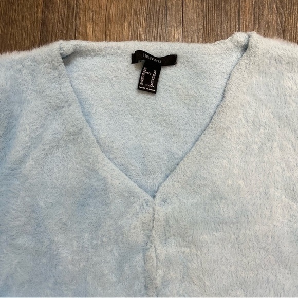 Forever 21 Fuzzy Crop Top V neck sweater cardigan knit, Size XL - Picture 8 of 10